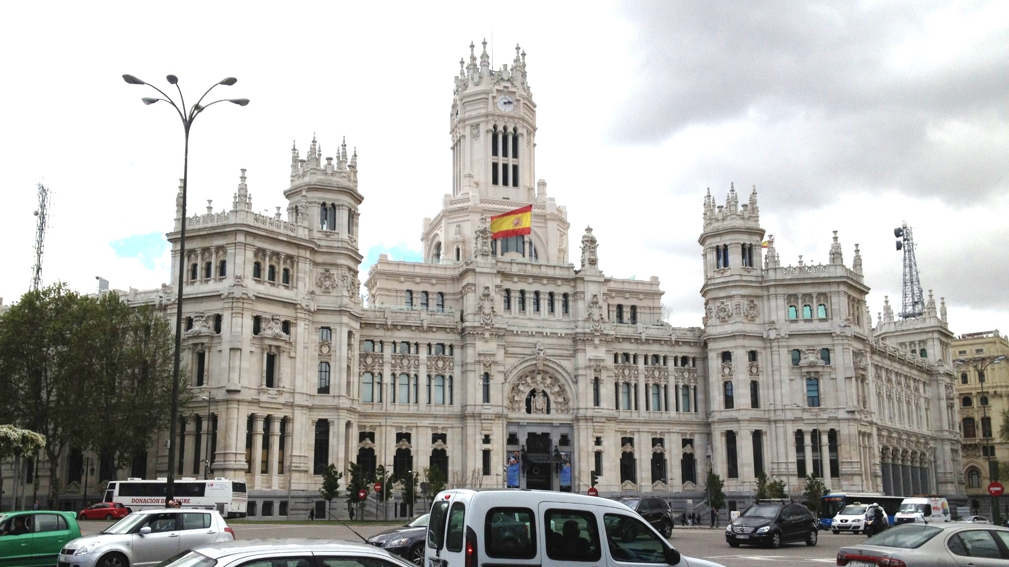14 millones en 5 años, el contrato de comunicaciones fijas y móviles del Ayuntamiento de Madrid