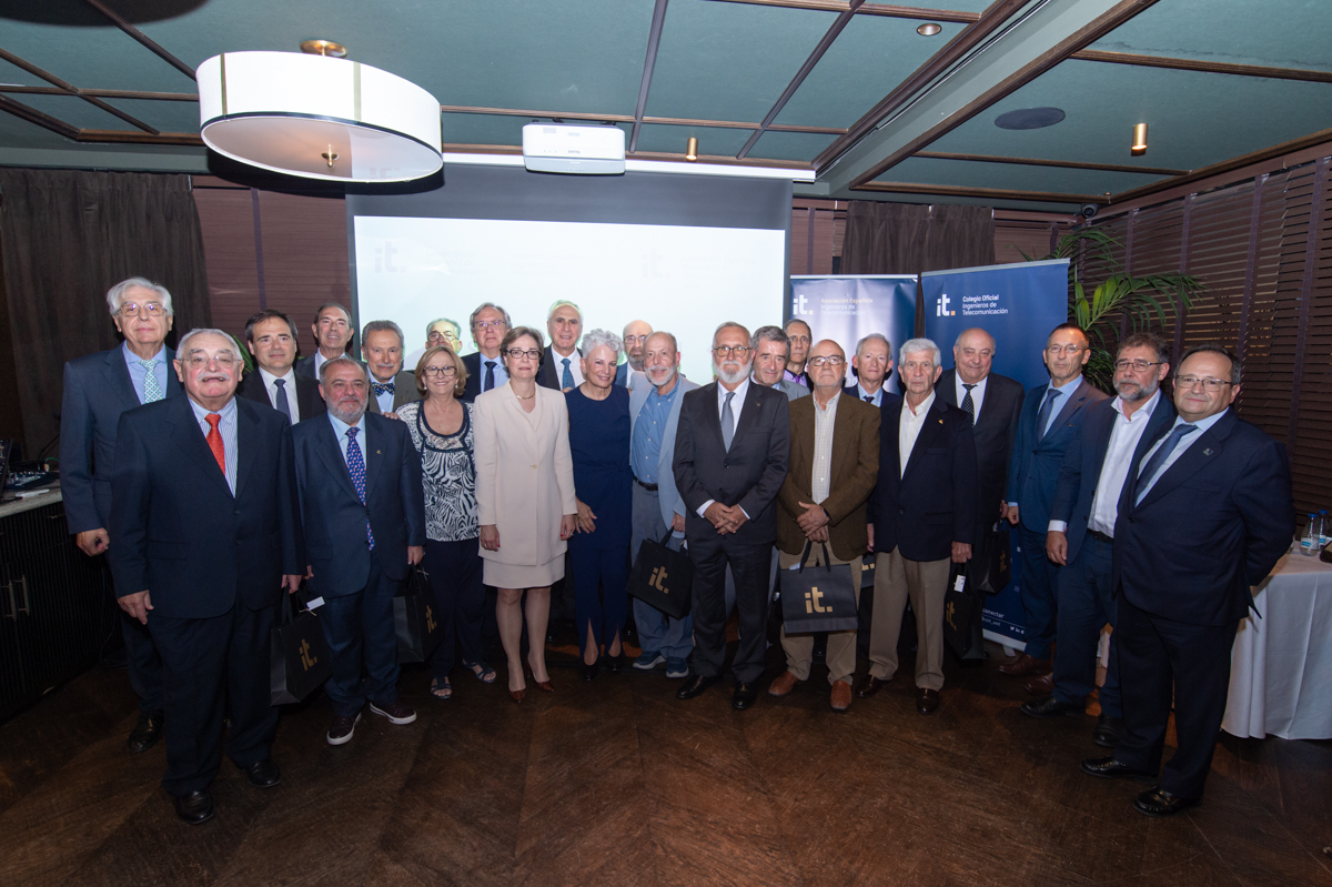 La Asociación Española de Ingenieros de Telecomunicación-Madrid y el COIT celebran San Gabriel, patrón de estos profesionales